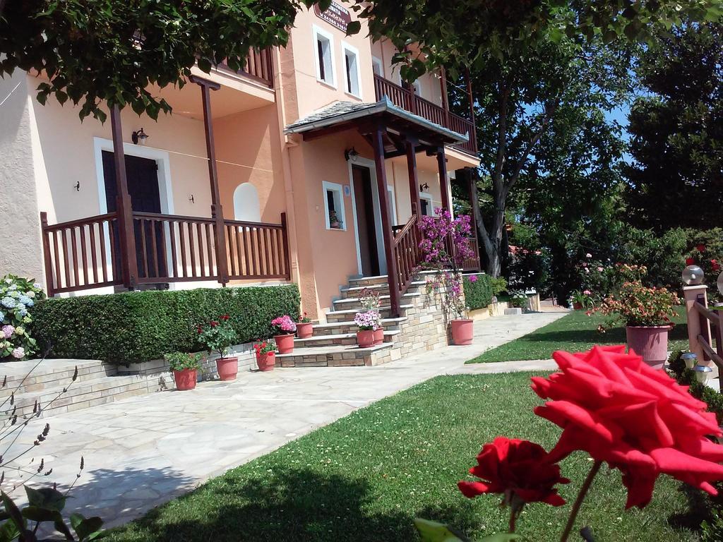 Alkmini Hotel Agios Dimitrios  Exterior photo