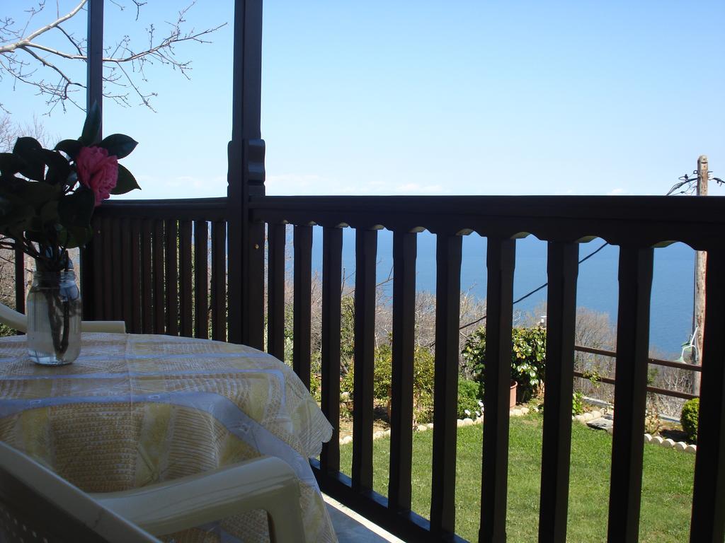 Alkmini Hotel Agios Dimitrios  Exterior photo
