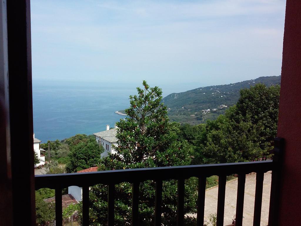 Alkmini Hotel Agios Dimitrios  Exterior photo
