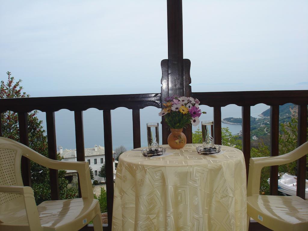 Alkmini Hotel Agios Dimitrios  Exterior photo