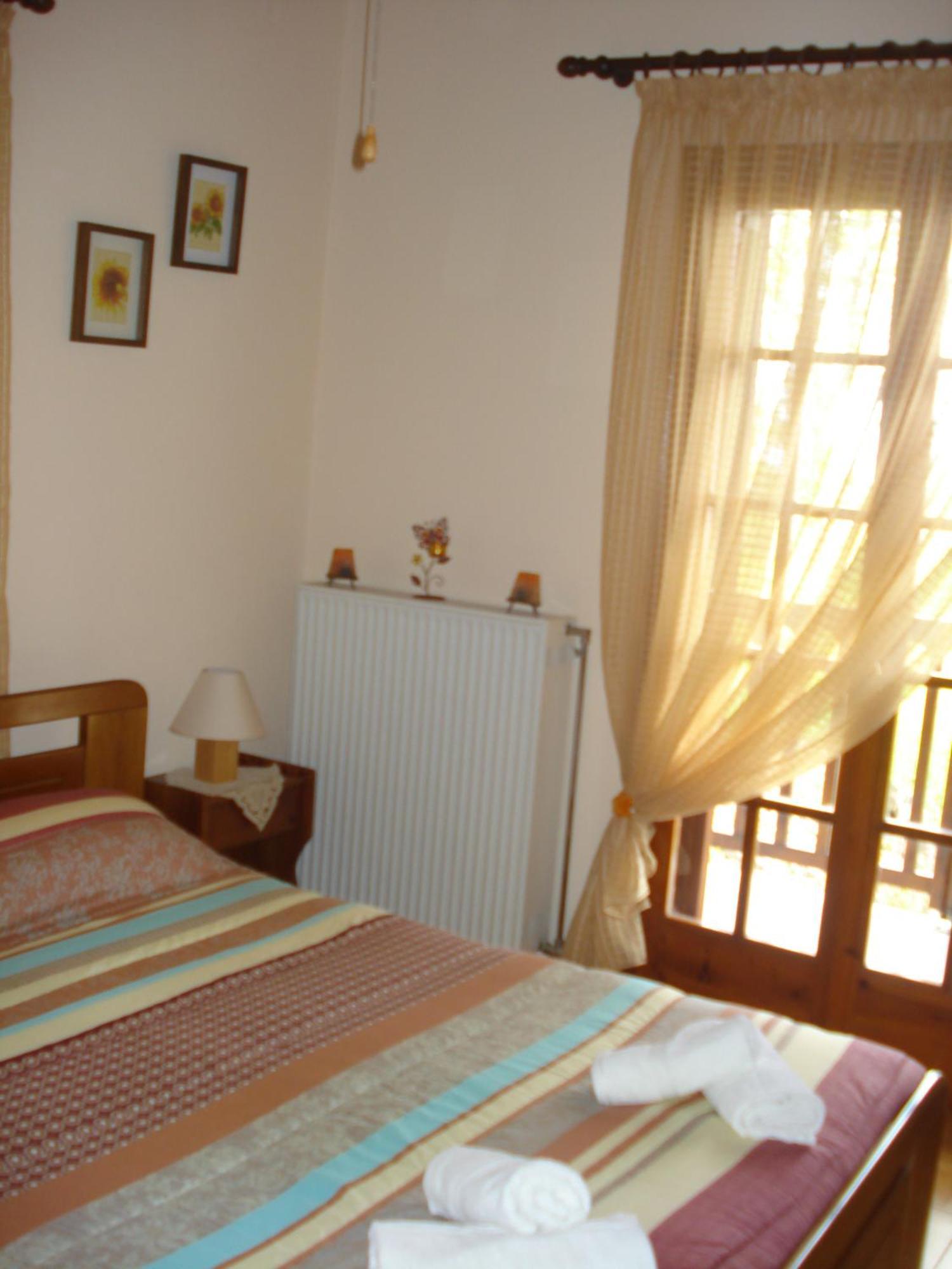 Alkmini Hotel Agios Dimitrios  Exterior photo