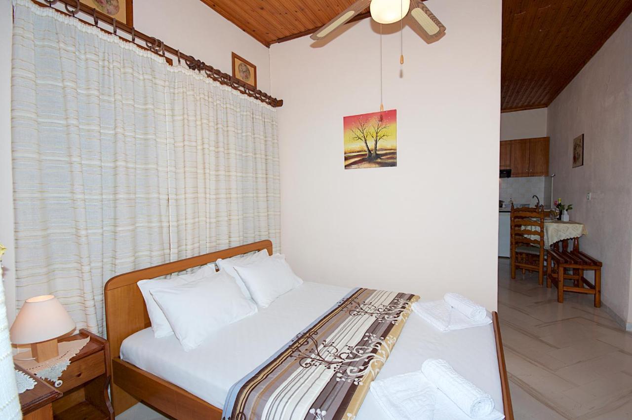 Alkmini Hotel Agios Dimitrios  Exterior photo