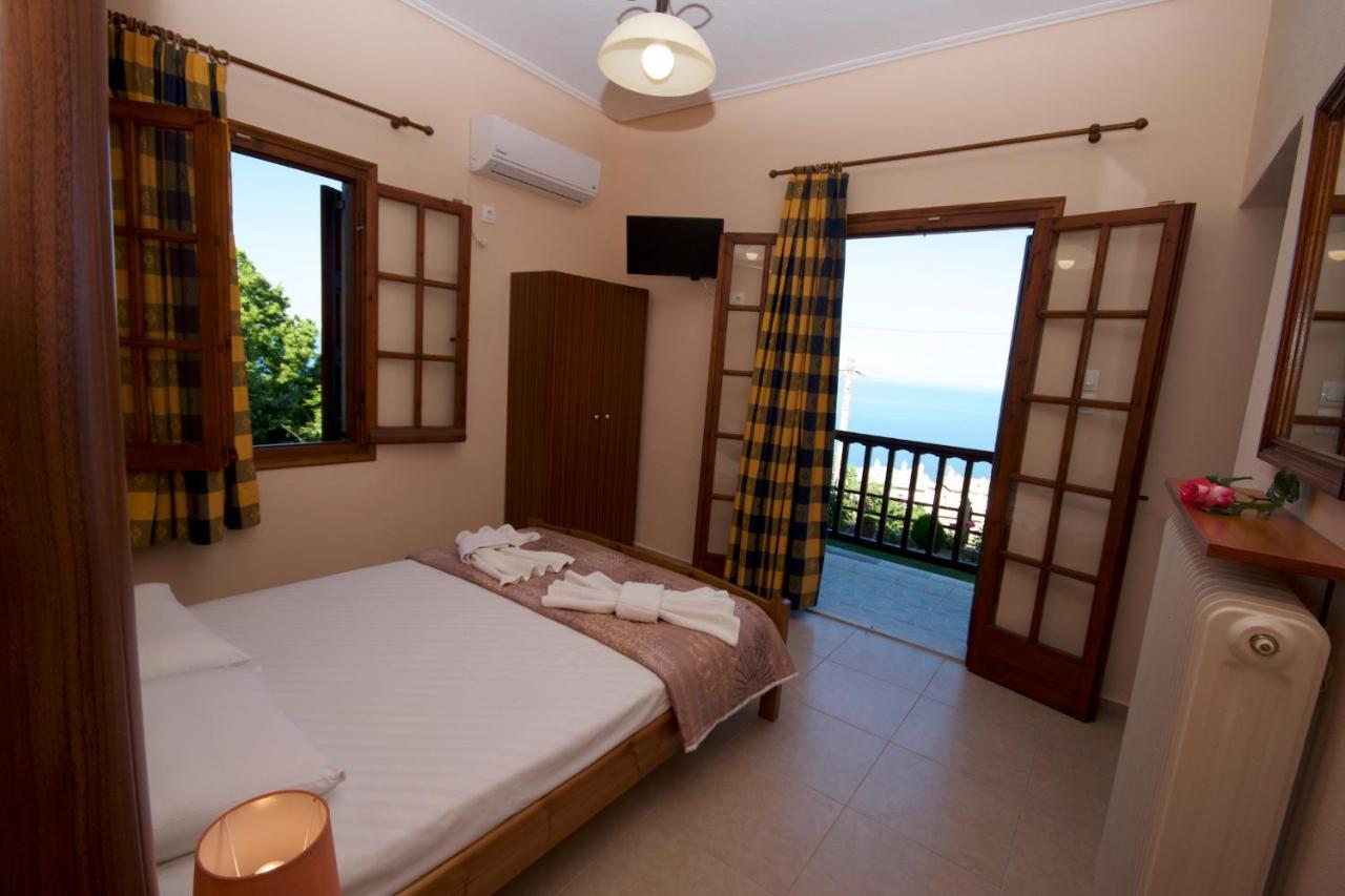 Alkmini Hotel Agios Dimitrios  Exterior photo