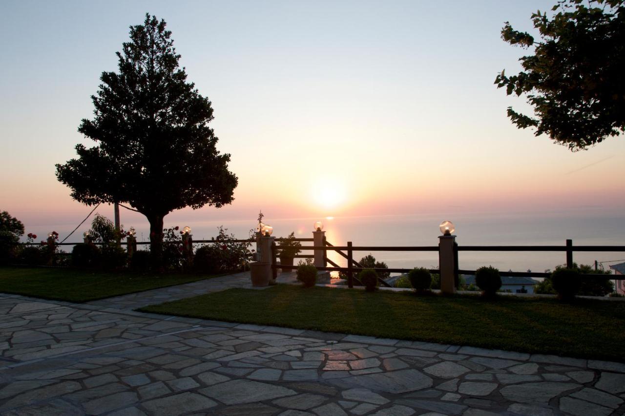 Alkmini Hotel Agios Dimitrios  Exterior photo